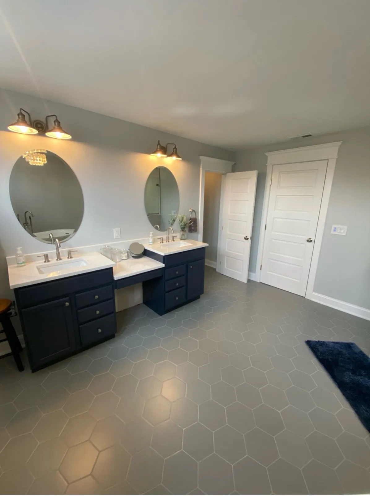 Bathroom remodel by Kubat Construction in South Jersey, photo 2