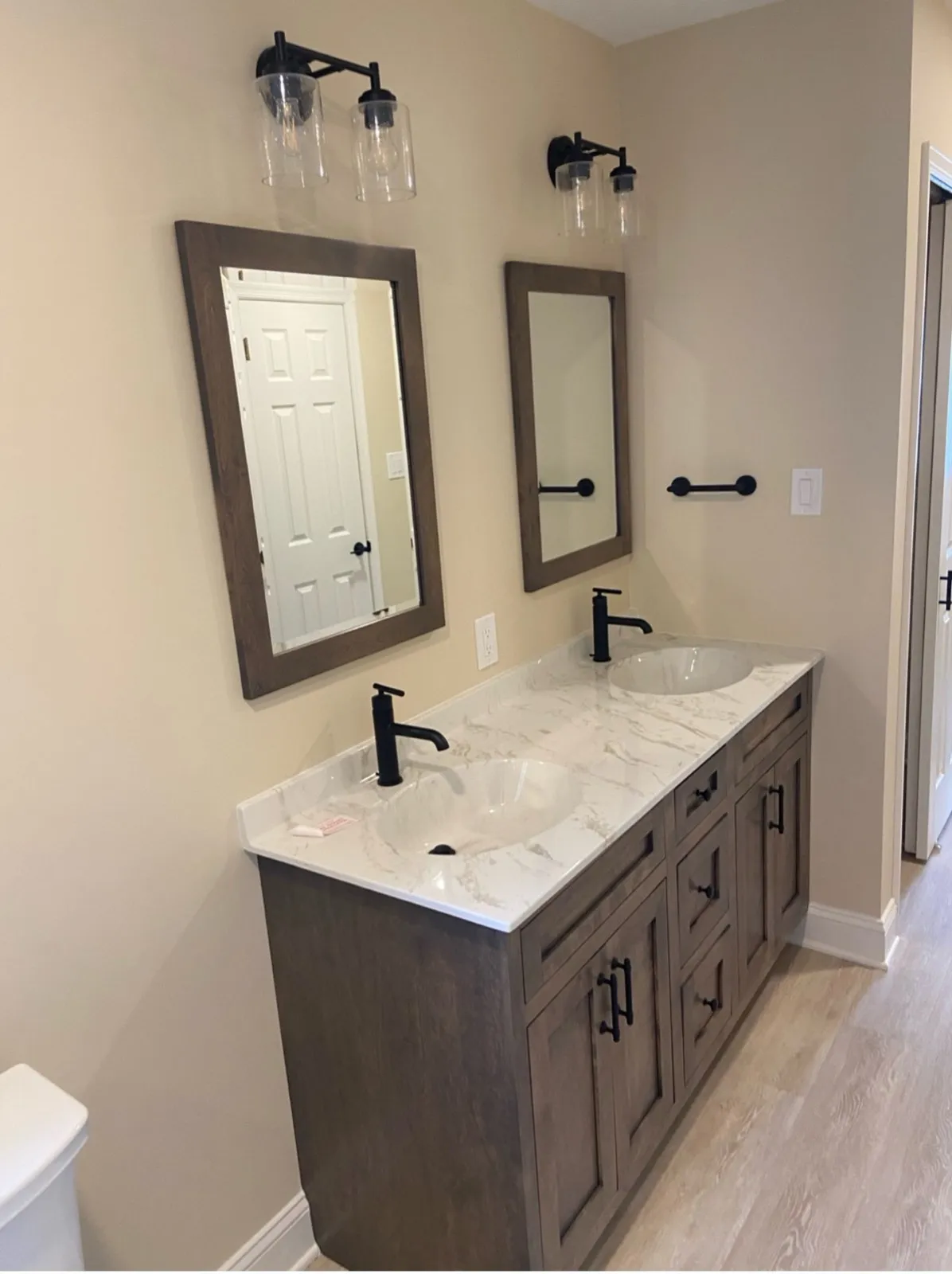 Bathroom remodel by Kubat Construction in South Jersey, photo 5